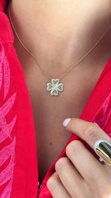 Cadena de clip de papel con fianza abierta