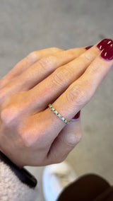 Alternating Wavy Band