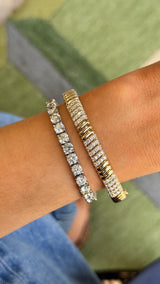 Ribbed Diamond Bangle