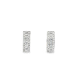 Pendientes Huggies con bisel pavé en relieve