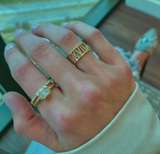 Banda con números romanos totalmente dorada