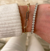 Pulsera con clip de papel y eslabones grandes