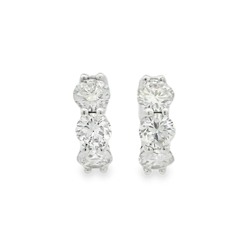 Huggies de diamantes gigantes