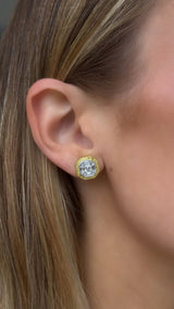 Two-Tone Illusion Studs