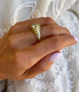 Ombre Scalloped Ring