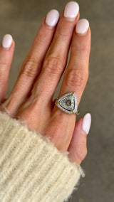 Puffy Bezel Trillion Ring