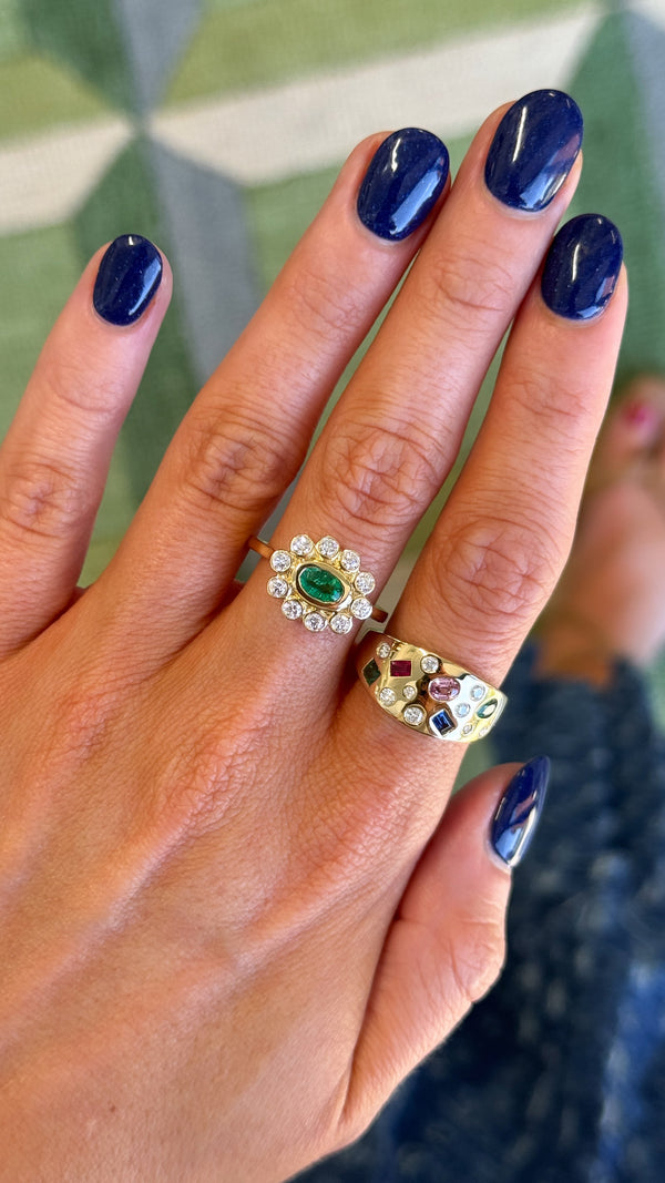 Bezel Emerald Flower Ring