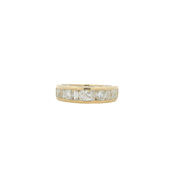 Round + Baguette Channel Set Band